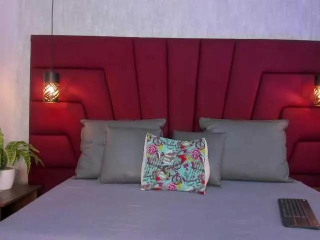 Miranda-Laurent from BongaCams is Freechat