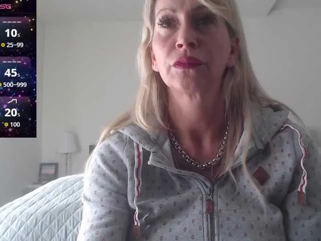 MissDajana from BongaCams