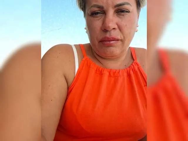 murr-kitty from BongaCams is Freechat