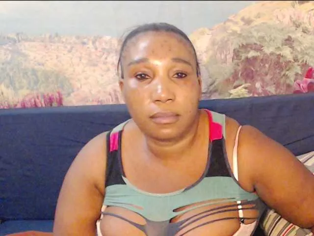 Mysticeboney from BongaCams