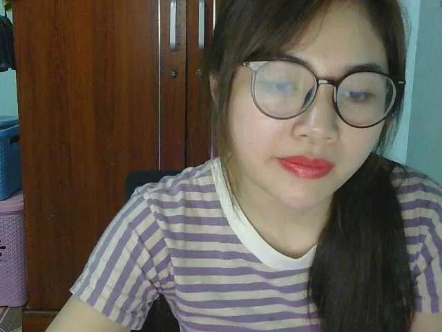 Nana7777 from BongaCams