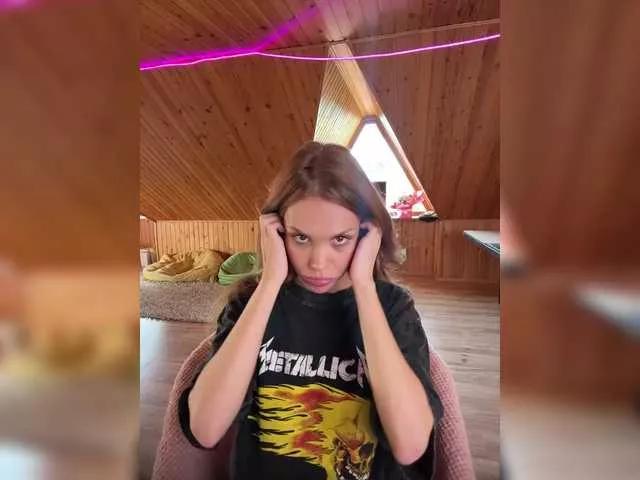 Girls: try live performances with matured performers, from dancing to quirks, in a variety of beautiful sex cams.