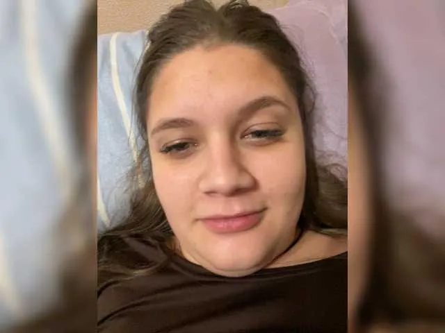 Neisi from BongaCams