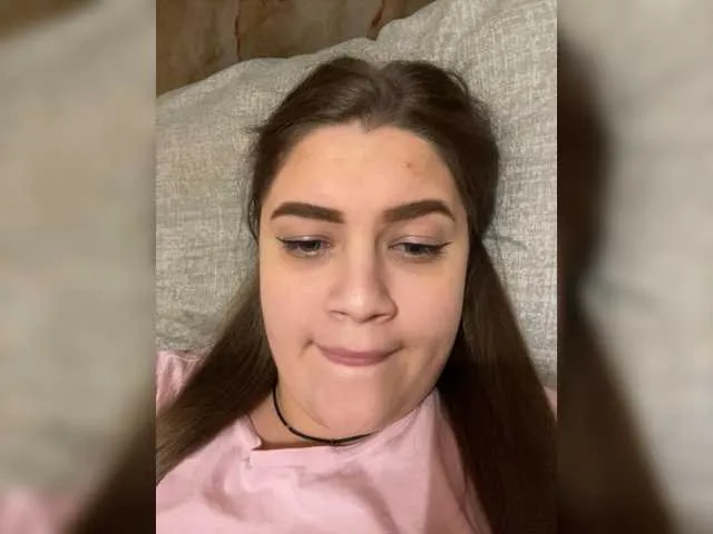 Neisi from BongaCams