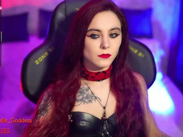 Nellene from BongaCams