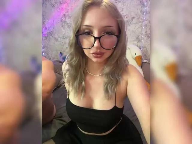 Nice-rats02 from BongaCams is Freechat