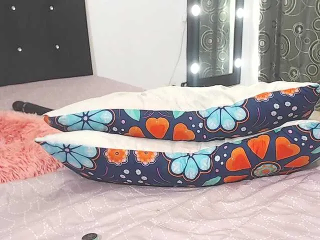 Nicolane-Palmer1 from BongaCams is Freechat