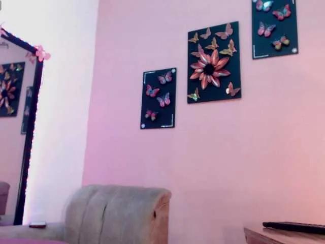 nicollejordanx from BongaCams is Freechat