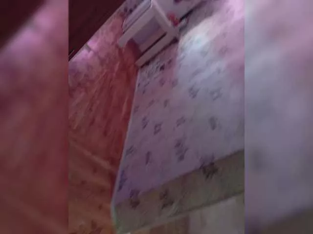 Niki233221 from BongaCams