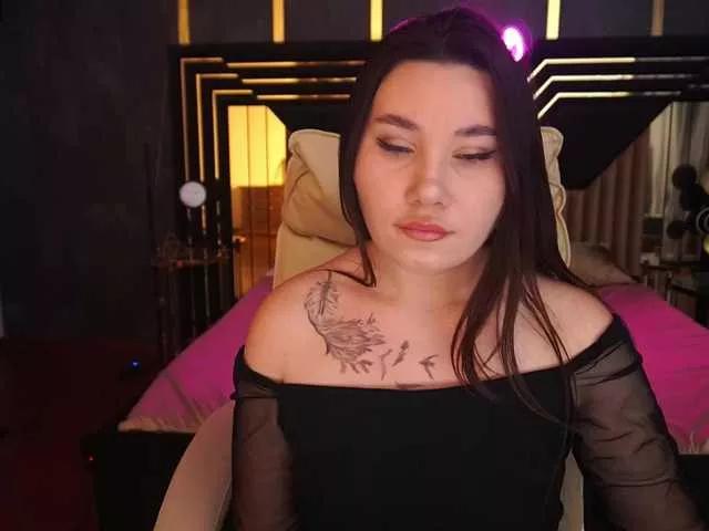 NikkiCutee from BongaCams