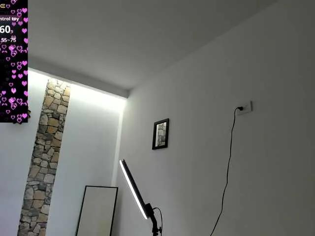 NinaCollinss from BongaCams is Freechat