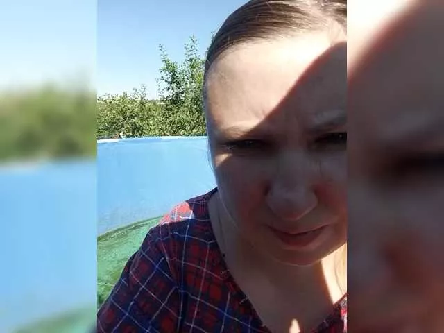 Ogonek37 on BongaCams 