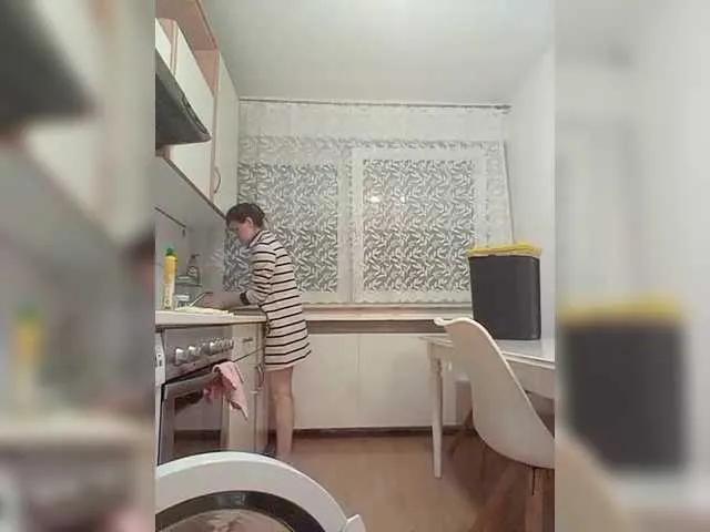 P-A-N-I-K-A from BongaCams