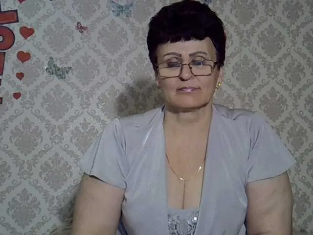 PaulaGolden from BongaCams