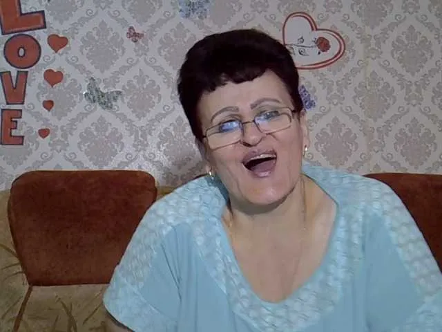 PaulaGolden from BongaCams