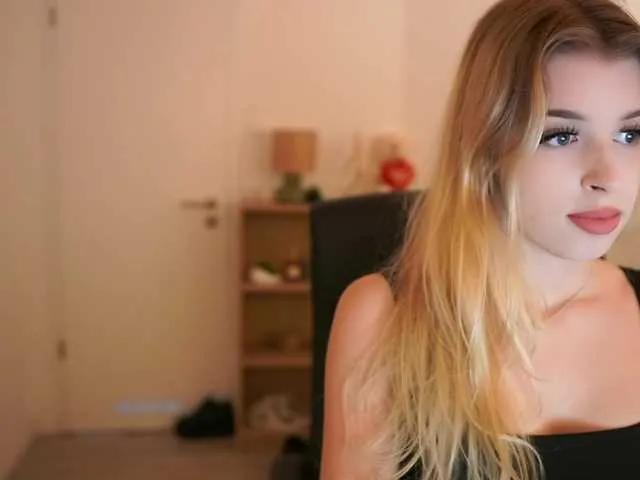 peachyliana from BongaCams is Freechat