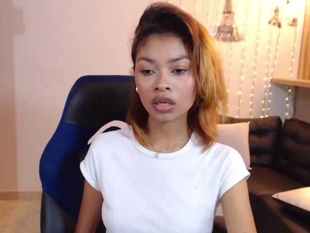 Perlast from BongaCams is Freechat