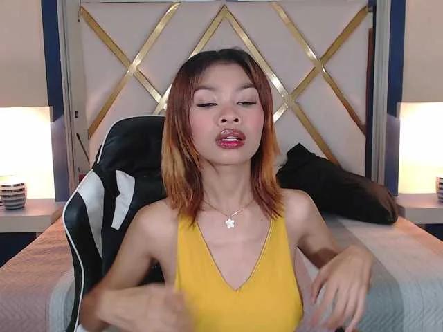 Perlast from BongaCams is Freechat