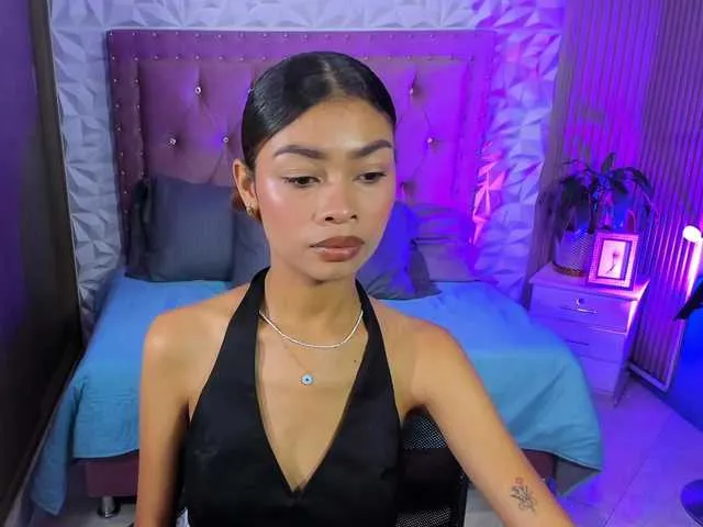 Perlast from BongaCams