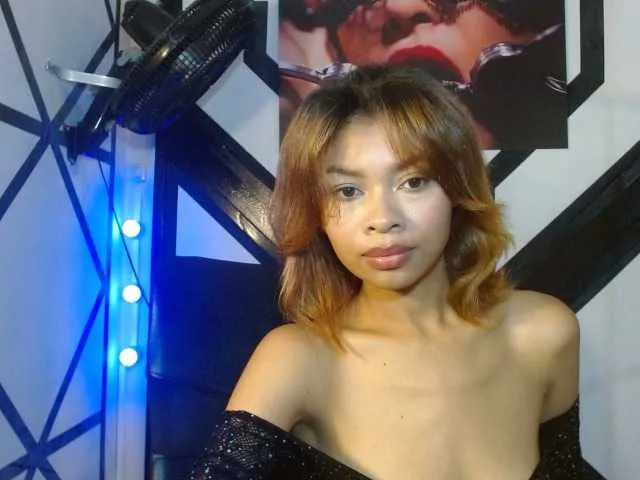 Perlast from BongaCams