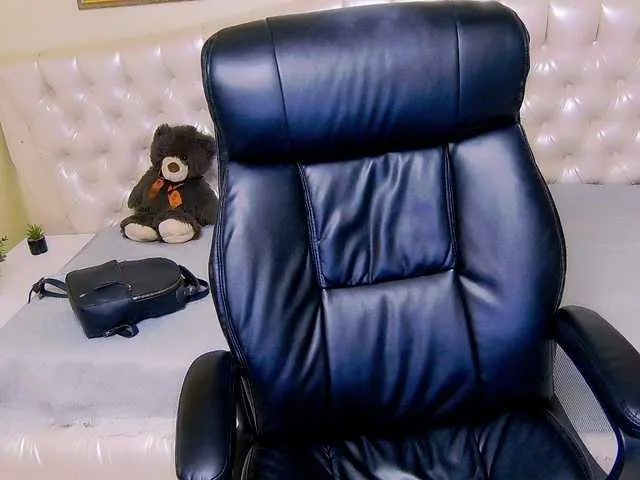 Pervertqueen from BongaCams is Freechat