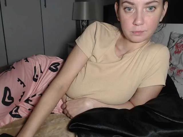petitedanielle from BongaCams is Freechat