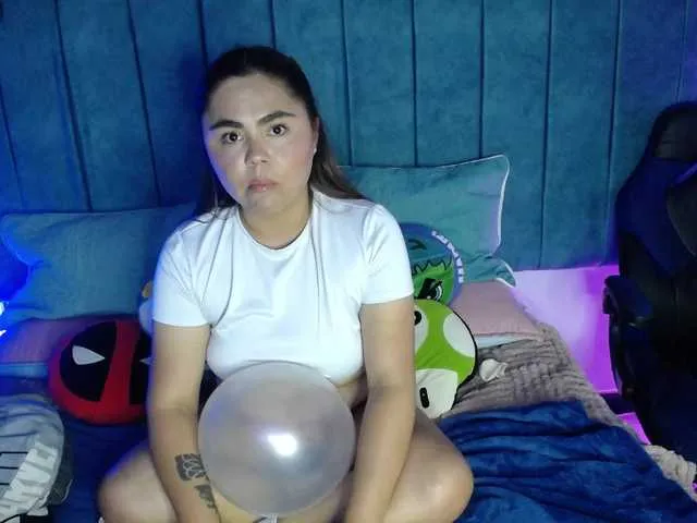 PhamelaHolter from BongaCams