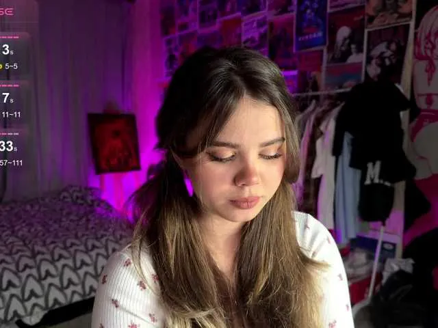 Girls: try live performances with matured performers, from dancing to quirks, in a variety of beautiful sex cams.