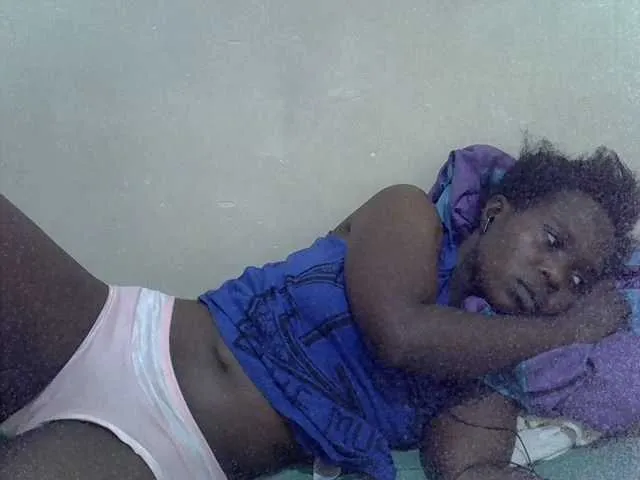 Prettiesweet from BongaCams is Freechat