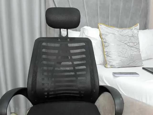 pretty-canella from BongaCams is Freechat