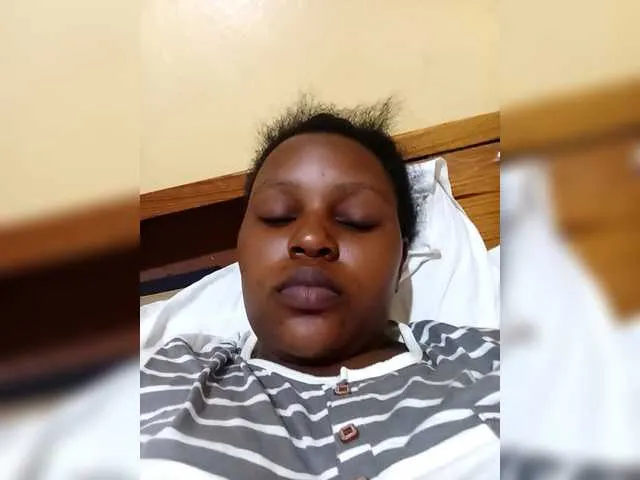 Prettyasshole1 from BongaCams is Freechat