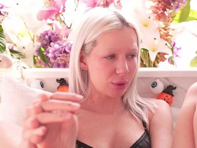 RanyLoveTomson from BongaCams is Freechat