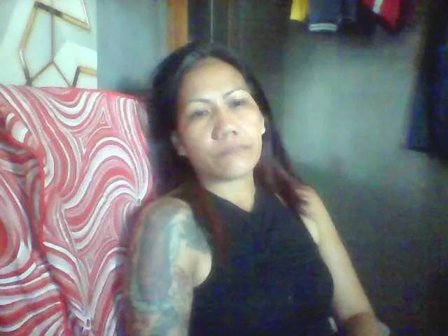 Rarra from BongaCams