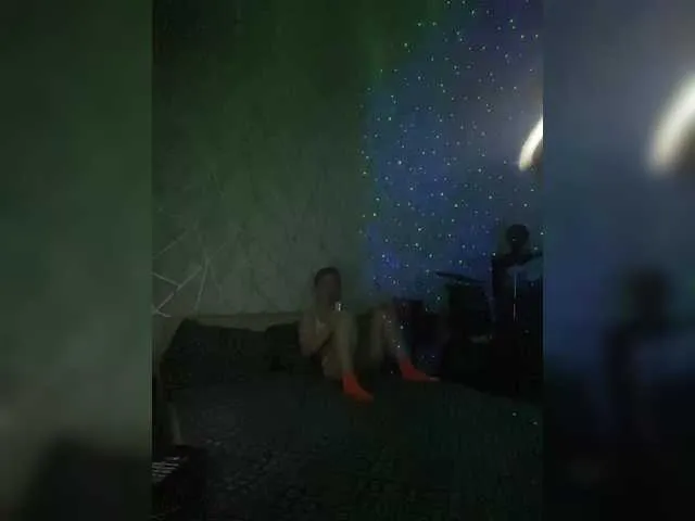 Razvedos5 from BongaCams