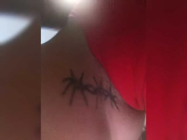 RedFox9595 from BongaCams