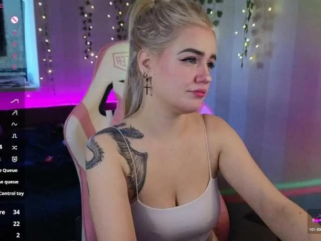 RedVelveten from BongaCams
