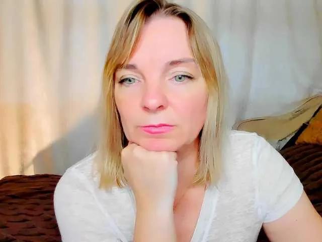 ReganLovely from BongaCams is Freechat