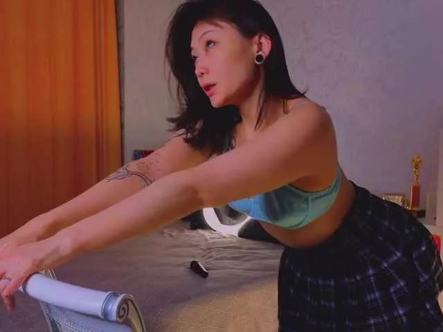 Girls: try live performances with matured performers, from dancing to quirks, in a variety of beautiful sex cams.
