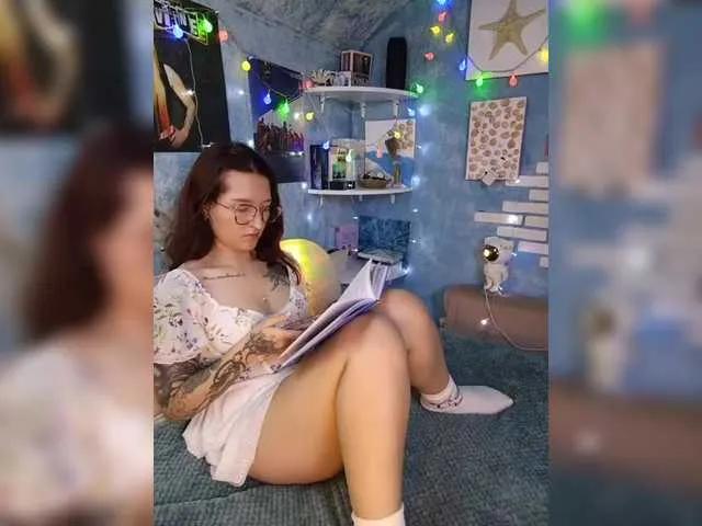 Rosia-Guess from BongaCams is Freechat