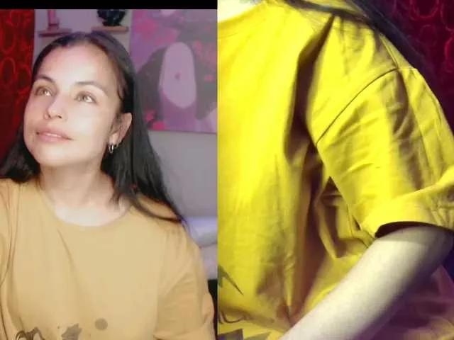 Rosse2504 from BongaCams