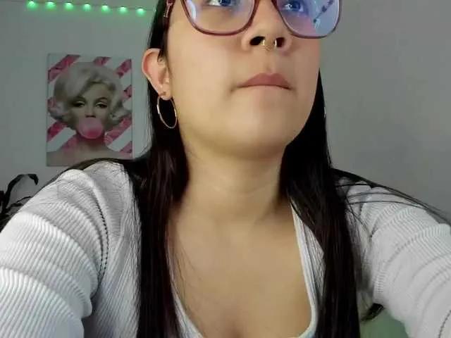 rouse-red from BongaCams is Freechat