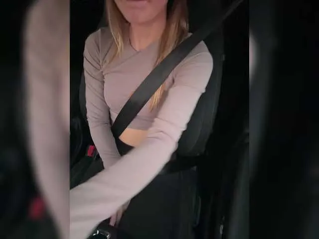 RoxyJet from BongaCams is Freechat