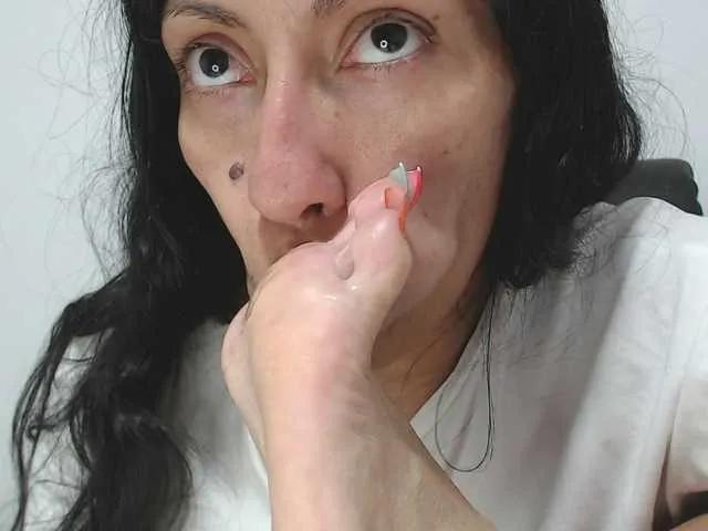 saaramilleer from BongaCams