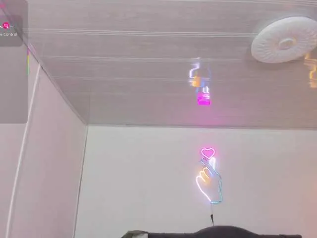 SAAYA-TAY from BongaCams