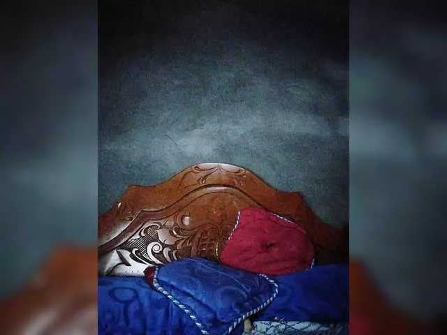 Samantha-12 from BongaCams