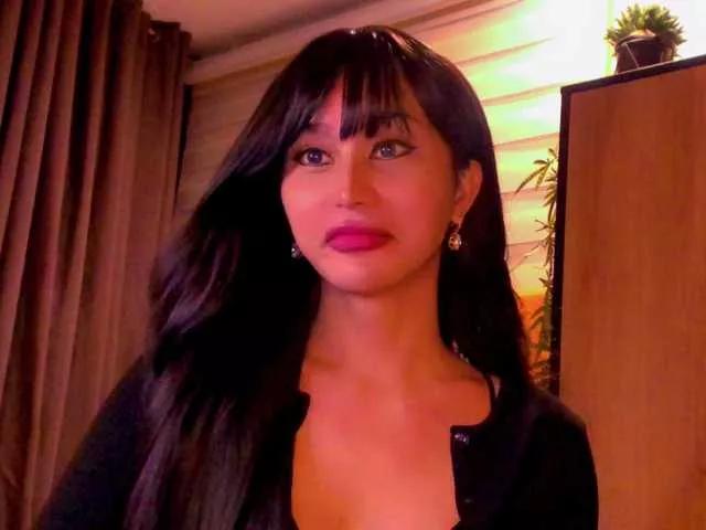 Sarah1000000 from BongaCams