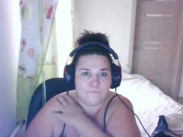 Sarrarey from BongaCams