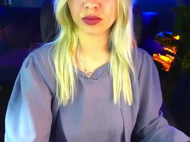 SashaBlooms from BongaCams