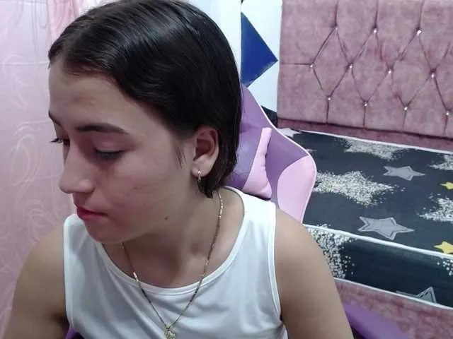 scarleth18 from BongaCams is Freechat