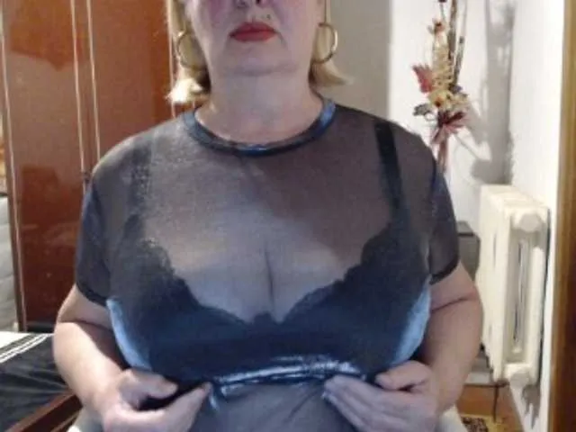 Secretfox from BongaCams